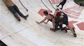最強泥人 （圖／翻攝自Tough Mudder Deutschland臉書）