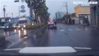 幸災樂禍嗨撞車　下一秒遭網友打臉