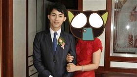 爆料公社,岳母,新娘,新郎,婚禮照,登對.看錯,丈母娘系列,番號　圖翻攝自爆料公社 https://goo.gl/koVRgY