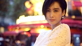 朱茵／翻攝自朱茵微博