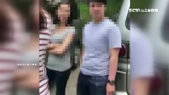 搶車位亮甩棍　網美挨嗆：不給停就砸