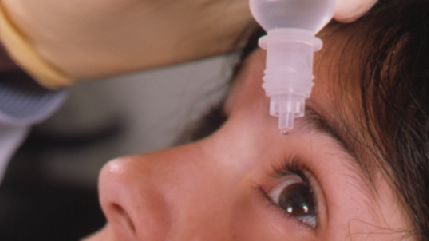 假中醫自製神水　瞎掰能抗癌販售牟利