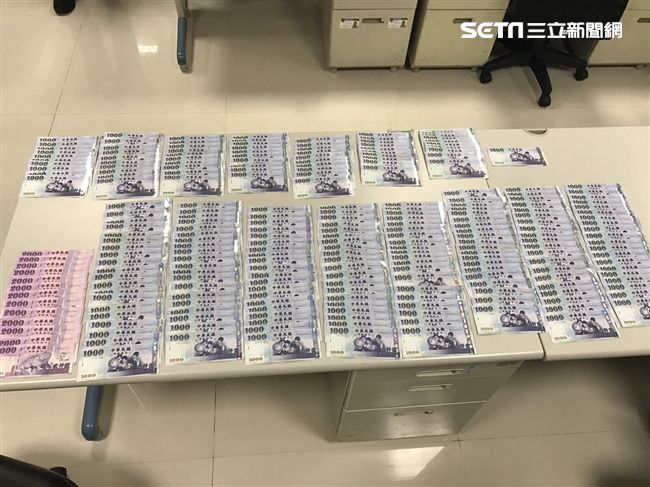 車手持25萬暗夜徘徊　辯稱幫友代領