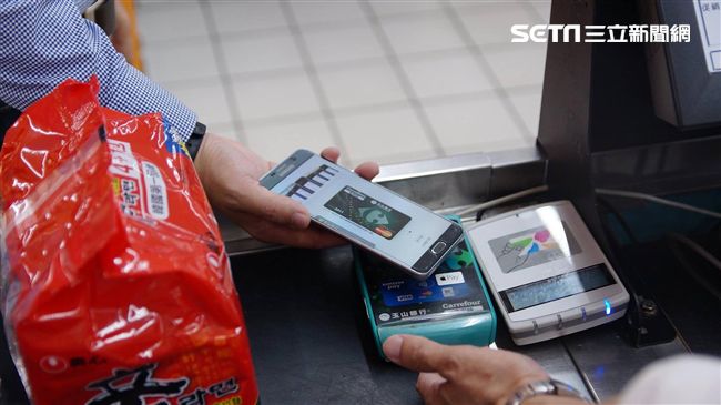 家樂福三星Pay　辛拉麵爽爽免費拿
