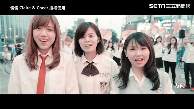 制服正妹合唱畢業歌　網友：超催淚！