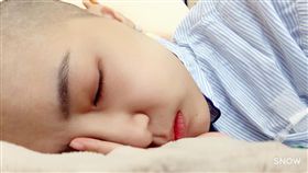 施柏薇,薇薇 圖／翻攝自那個抗癌的幸福小女孩－薇薇臉書