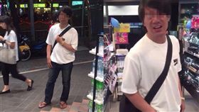 馬賽克
16:9
可惡！板橋色狼襲臀遭逮　竟扯「她用屁股摸我手」
圖／翻攝自爆料公社臉書
https://www.facebook.com/groups/451357468329757/permalink/1281152752016887/