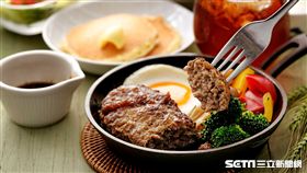 和風漢堡排,美食。（圖／杏桃鬆餅屋提供）