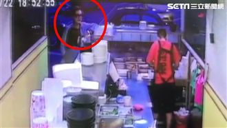 赴豬腳店買便當　陳星謹慎偷瞄監視器