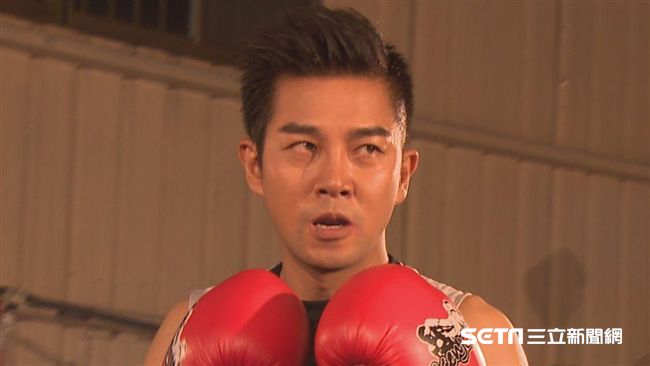 謝承均拳擊7小時　自嘲：老骨頭散了