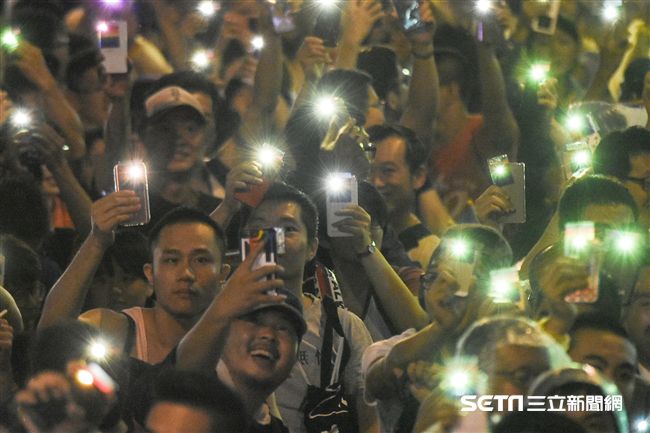 大法官宣告禁同婚違憲