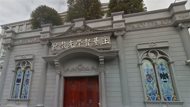 台南榮光教會大火　1人命危送醫急救