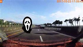 三寶,開車,逆向,車主,行車紀錄器,新竹,西濱公路,神主牌
（圖／翻攝自新竹爆料公社）