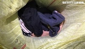 誇張的母親！有錢買毒，3小孩卻吃白粥。