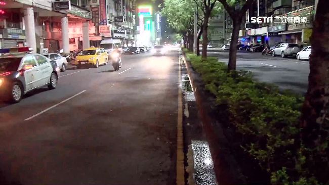 停紅黃線車輛　明上午7時前需駛離