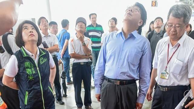 屏東車站月台要撐傘　縣長：天才設計