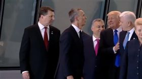 美國總統川普，蒙特內哥羅總理馬柯維奇（圖／翻攝自YouTube）