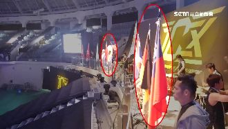 世界級格鬥比賽　台國旗光明正大飄揚