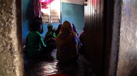 恐怖組織,青年黨,Al Shabaab,性奴隸,婦人,綁票,懷孕,產子,森林 圖／翻攝自BBC　https://goo.gl/5SjX73