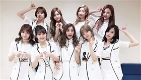韓國撒嬌新招式　子瑜也「歐巴呀！」（圖／翻攝自TWICE）