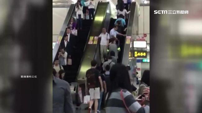 手扶梯當健身房？男逆向竟還原地踏步