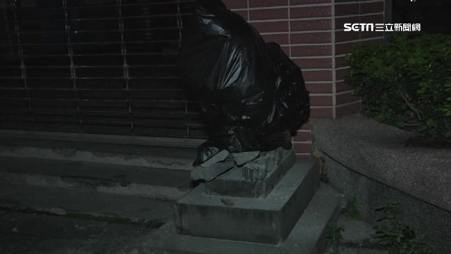 砍完八田與一　前北市議員再砸石犬像