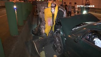 醉男開奧迪追撞　小黃司機一度困車內