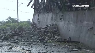 蘇花坍方封路　車潮湧入中橫像逃難