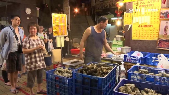 這款粽子超夯　民眾天未亮就排隊搶買