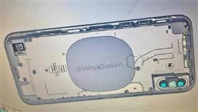 愛瘋8外洩照（圖／翻攝自推特）