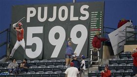 ▲洛杉磯天使強打Albert Pujols揮出生涯599轟。（圖／美聯社／達志影像）