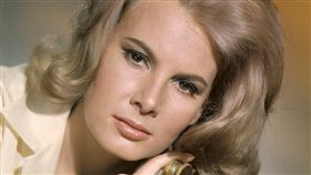 莫莉彼特絲,Molly Peters（圖／翻攝自007詹姆士龐德官方推特）