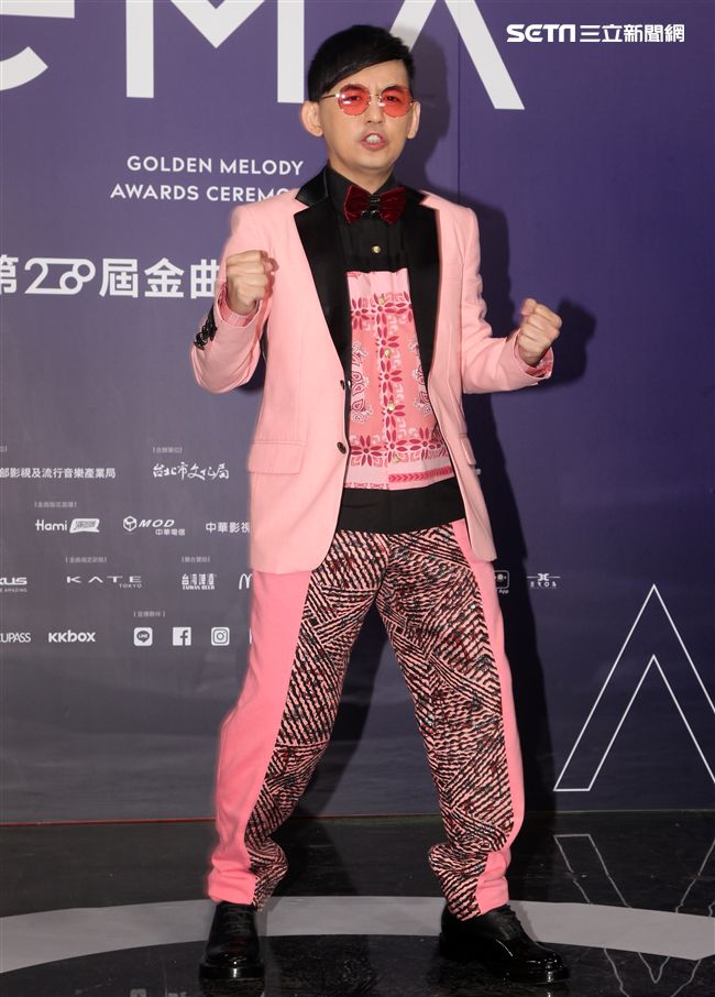 第28屆金曲獎頒獎典禮主持人黃子佼。（記者邱榮吉/攝影）