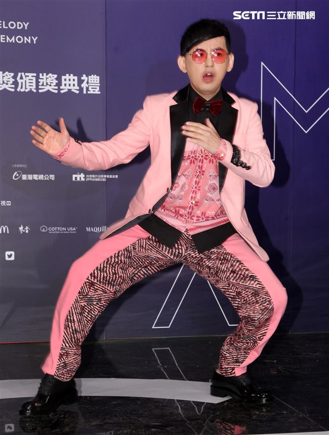 第28屆金曲獎頒獎典禮主持人黃子佼。（記者邱榮吉/攝影）