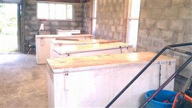 冰櫃
https://www.flickr.com/photos/myfwcmedia/8187138995/in/photolist-dttebT-7z2hSs-fT5vFo-aEm3K-46X9Ja-3geWxY-7zAHHA-nzgDA-9zbB7M-9Lkva-6cbN4o-6itLcv-bpKaxt-9oEDSm-aA5vKQ-a7f6PX-67Ed1m-8o8ZzQ-AGBQZ-8iT