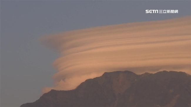 屏東現「千層雲」奇觀　專家憂變天