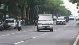 切道若打錯方向燈，7月將開罰（圖／資料照）
快車道速限擬統一50變40　民怨交通恐塞