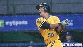 中信兄弟曾陶鎔 圖／記者林敬旻攝