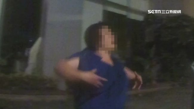 乾姊妹酒駕被攔　姊「蘿蔔蹲」才吹