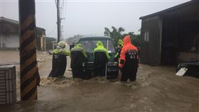 金山三界壇路,淹水／翻攝畫面