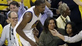 Rihanna到場看NBA／Kevin Durant（ＡＰ）