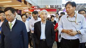 交通部長賀陳旦視察桃園機場／中央社