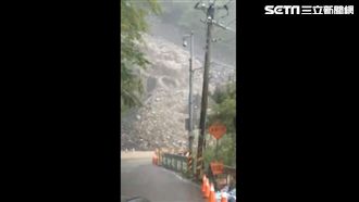 比走山還恐怖！土石流突衝下嚇呆駕駛