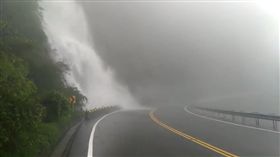 中央氣象局,豪雨,降雨,坍方,落石,水瀑,台18線,66k～88k,石棹,阿里山,路段,預警性封閉-翻攝自漫步在雲端的阿里山臉書粉絲專頁