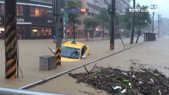 唯一生財小黃毀　運將妻子：人在就好