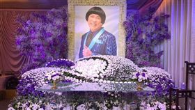 豬哥亮,靈堂,三七,顯靈／鼎尚會場佈置臉書