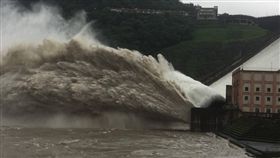 石門水庫,調節性放水,大壩,河道,豪雨特報,水位 （圖／翻攝畫面）