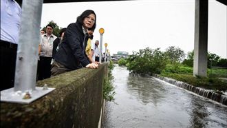 雲林勘災　蔡英文：用前瞻補治水不足