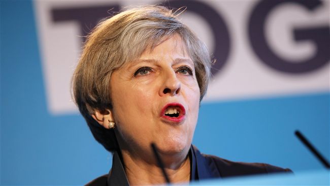 迎接2018　英首相：國家將重振心