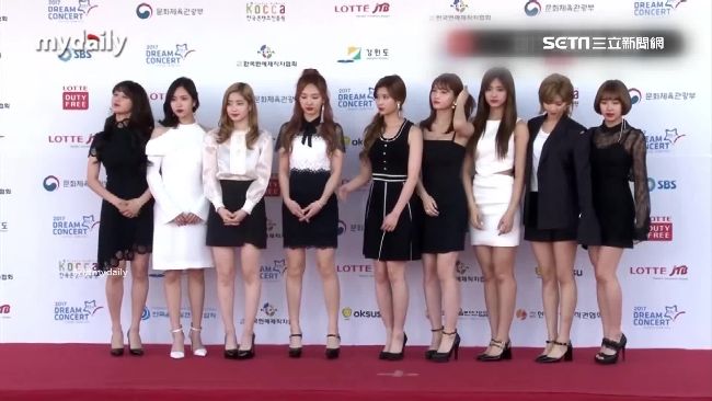 音響突槌　 Twice慘變木頭人